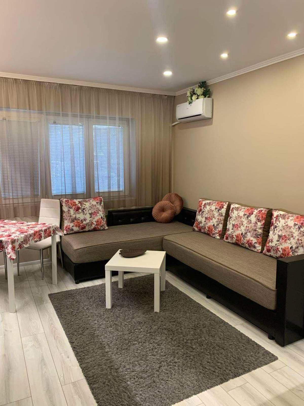 Harmony Centrally Located Studio Sofia Bagian luar foto